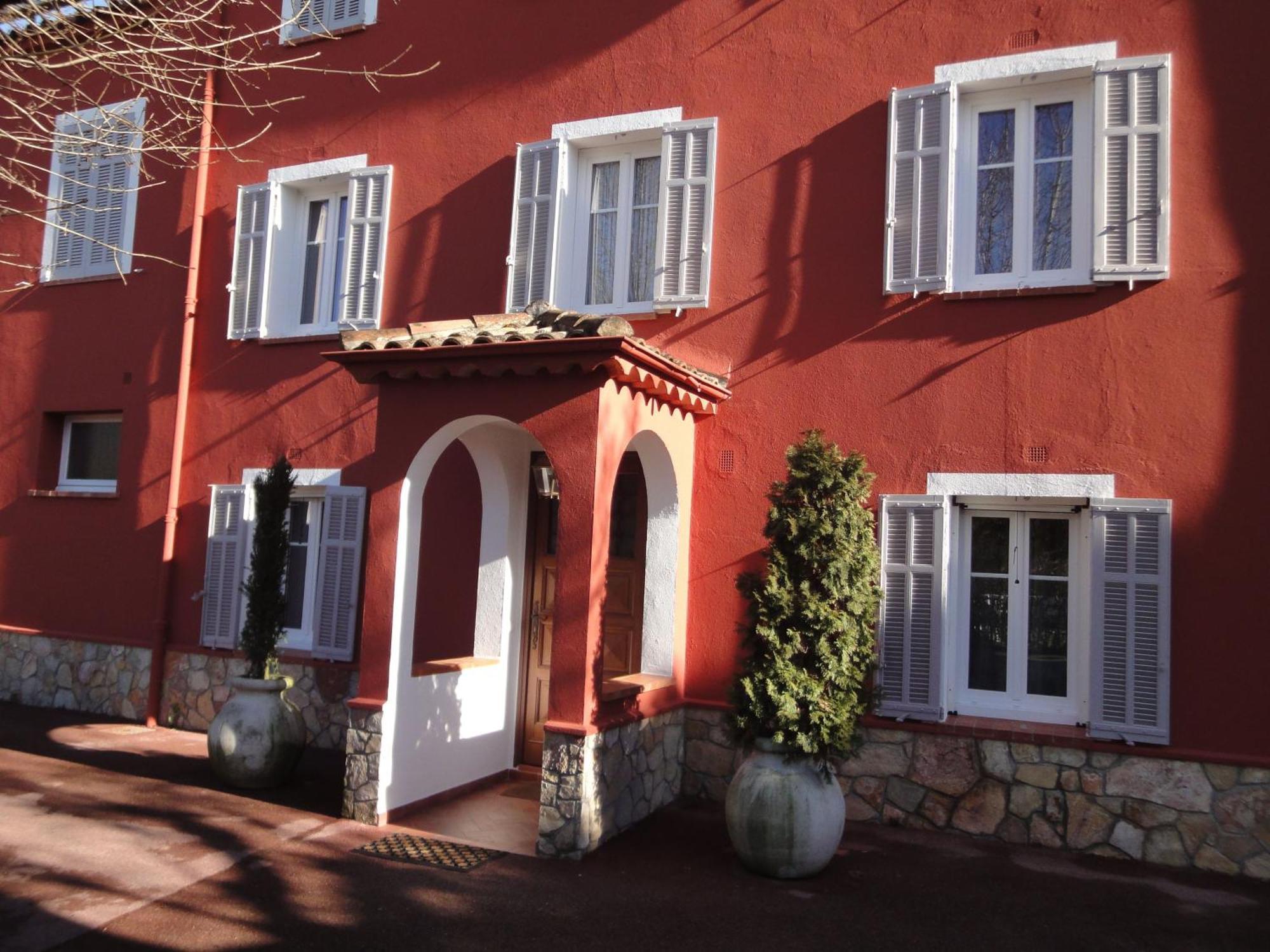 Hotel Du Bosquet Pegomas Ngoại thất bức ảnh