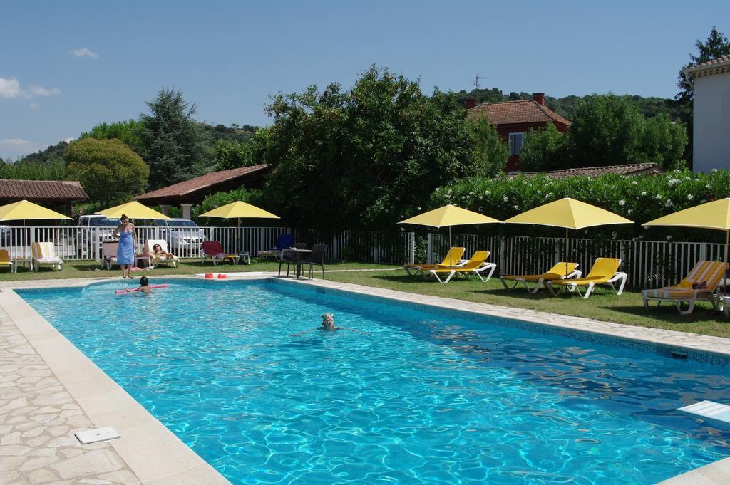 Hotel Du Bosquet Pegomas Ngoại thất bức ảnh